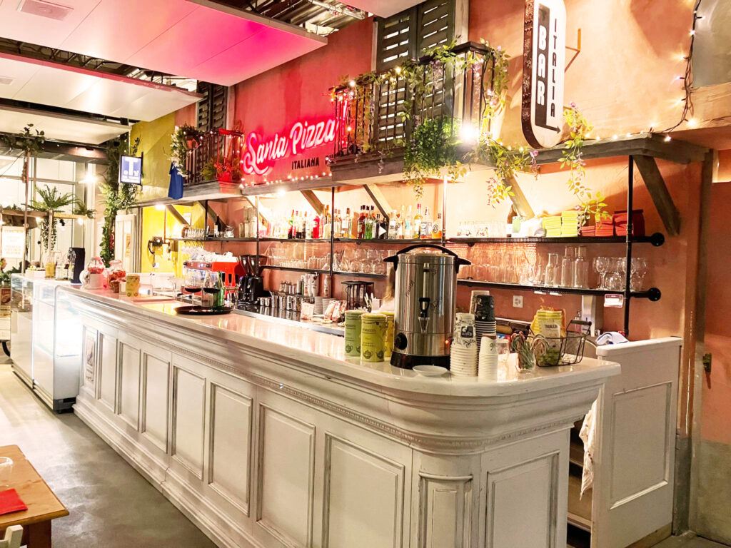 Santa Pizza Bar Italia